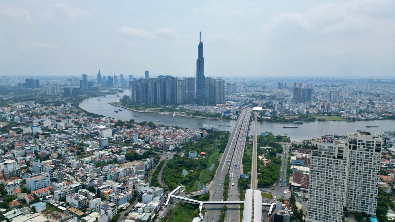 TP. Hồ Ch&iacute; Minh giữ vai tr&ograve; &ldquo;đầu t&agrave;u&rdquo; của thị trường bất động sản khu vực ph&iacute;a Nam. Ảnh: Anh H&agrave;o